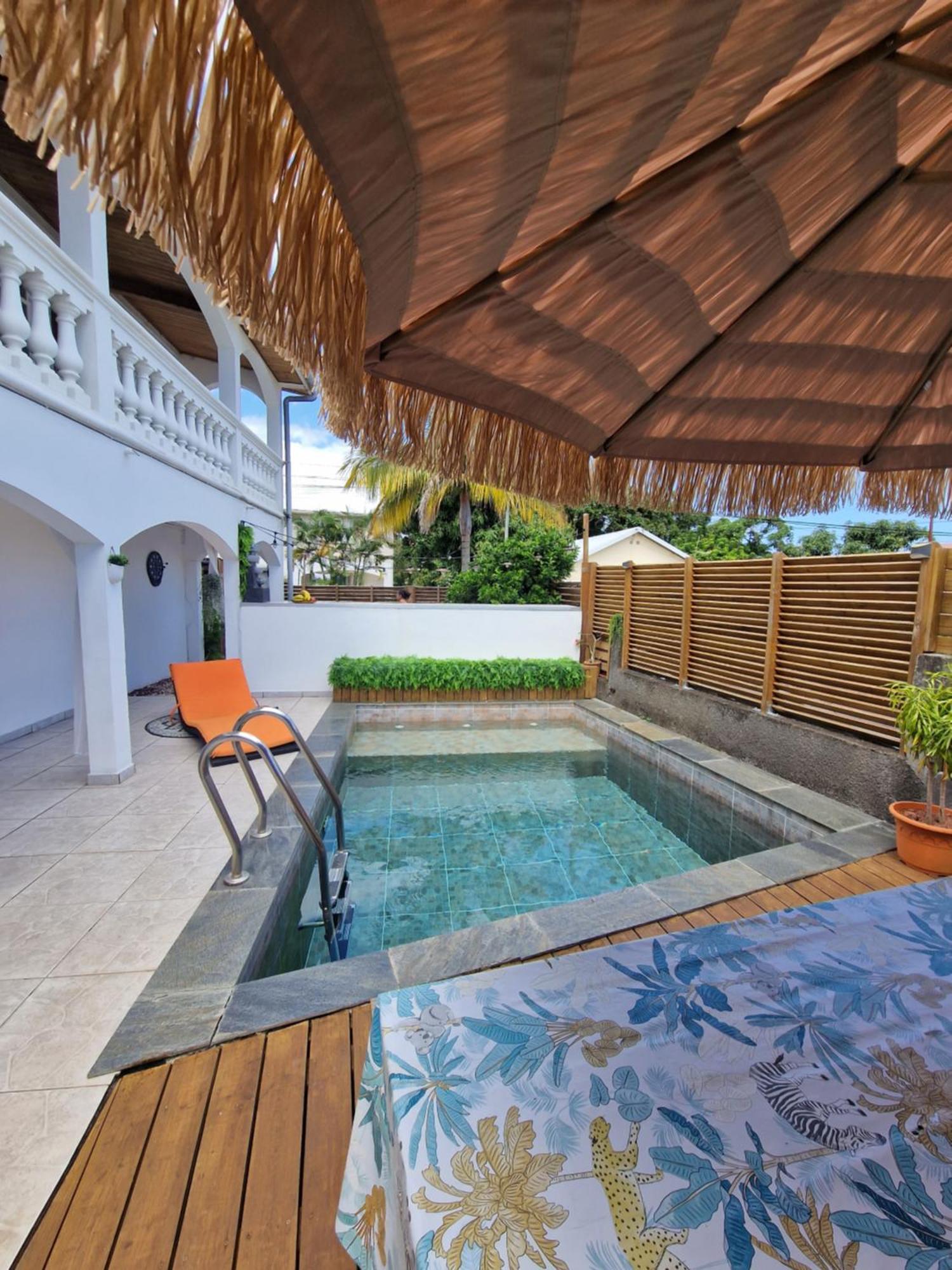 Lilie Location Langevin Villa Сен-Жозеф Екстериор снимка