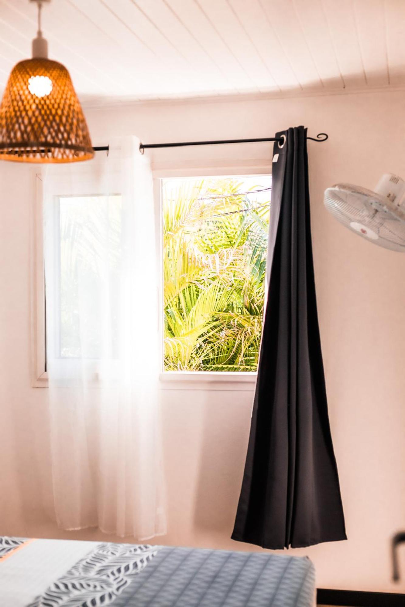 Lilie Location Langevin Villa Сен-Жозеф Екстериор снимка
