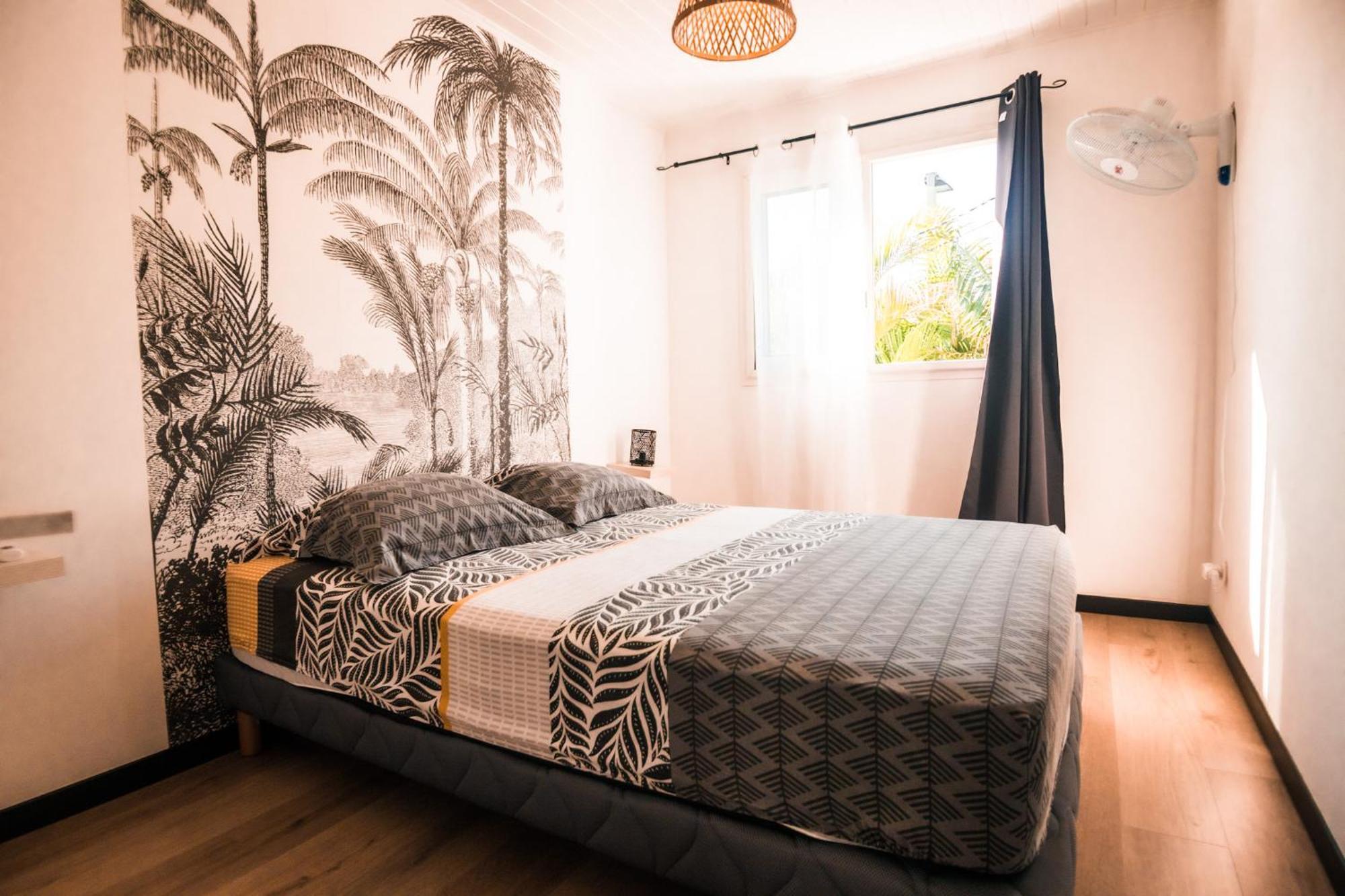Lilie Location Langevin Villa Сен-Жозеф Екстериор снимка